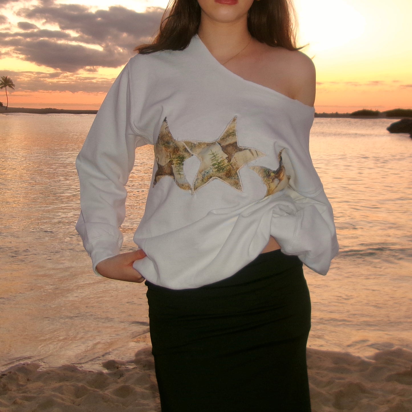 Chic camo off-shoulder star sweatshirt – the perfect blend of comfort and style, with a trendy camo pattern for a casual, fashionable look. SewChic4U