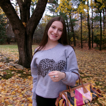 Chic & Cozy Leopard Print Sweatshirt In Grey