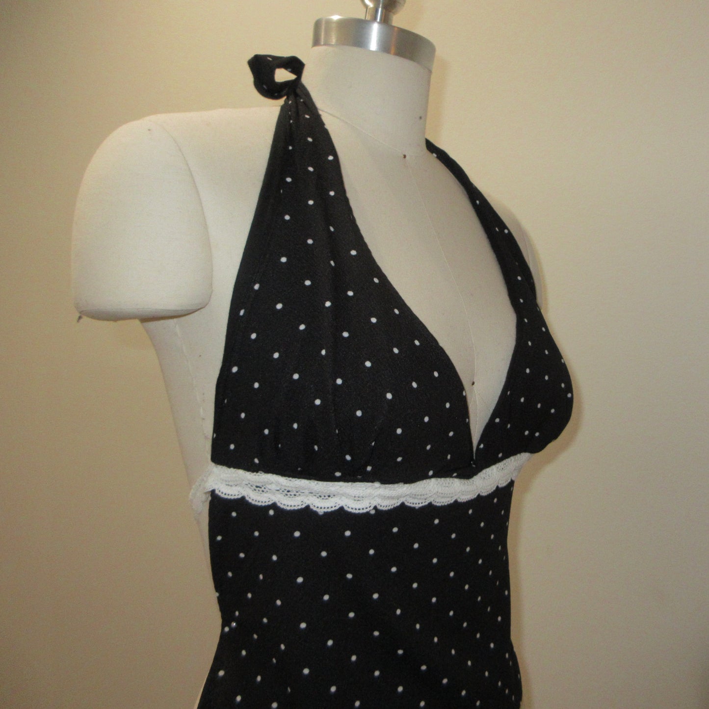 Black Polka Dot Lace Backless Halter